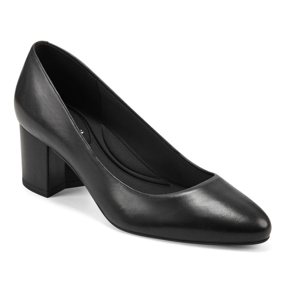 NWT Easy Spirit Black Cosma Pumps - Picture 1 of 10